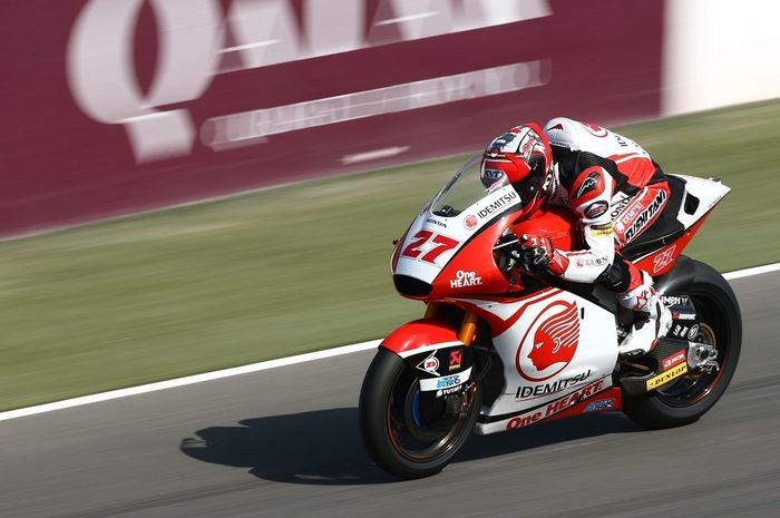 Jalani tugas berat di Moto2 Qatar, namun Andi Gilang punya momen manis di Sirkuit Losail. foto: honda team asia