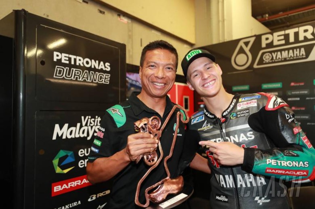 Direktur Tim Petronas Yamaha, Razlan Razali bersama Fabio Quartararo. cmg