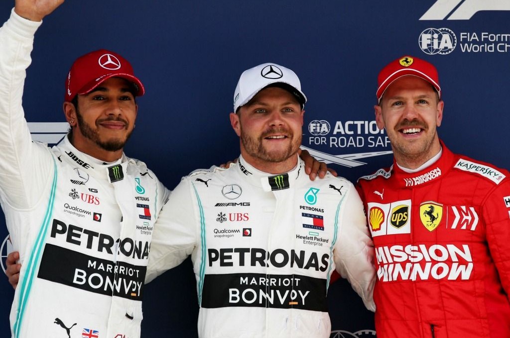 Perusahaan induk Mercedes, Daimler ingin Vettel gabung ke Mercedes. planetf1