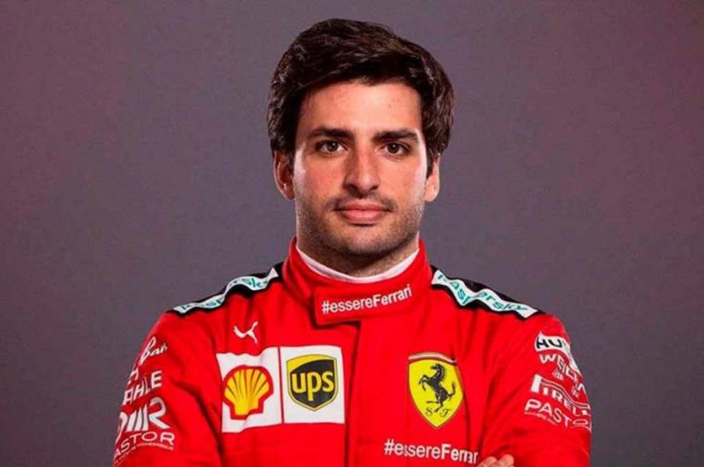 Carlos Sainz dampingi Charles Leclerc di musim 2021. planetf1