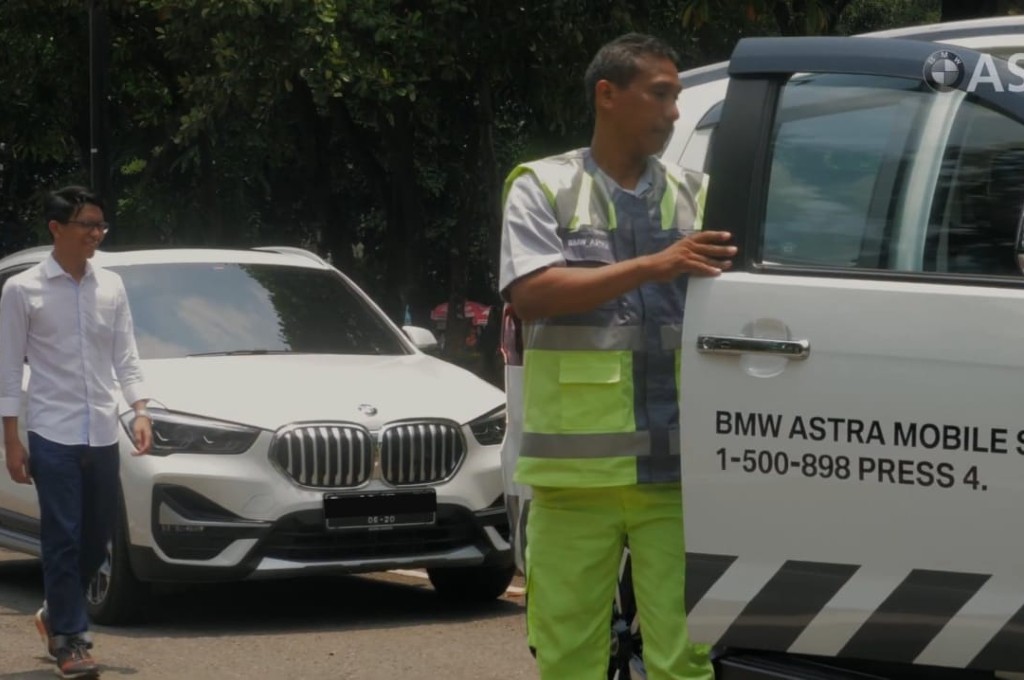 BMW Astra tawarkan layanan Home Service sebelum konsumen kembali beraktifitas bersama kendaraannya. bmw astra