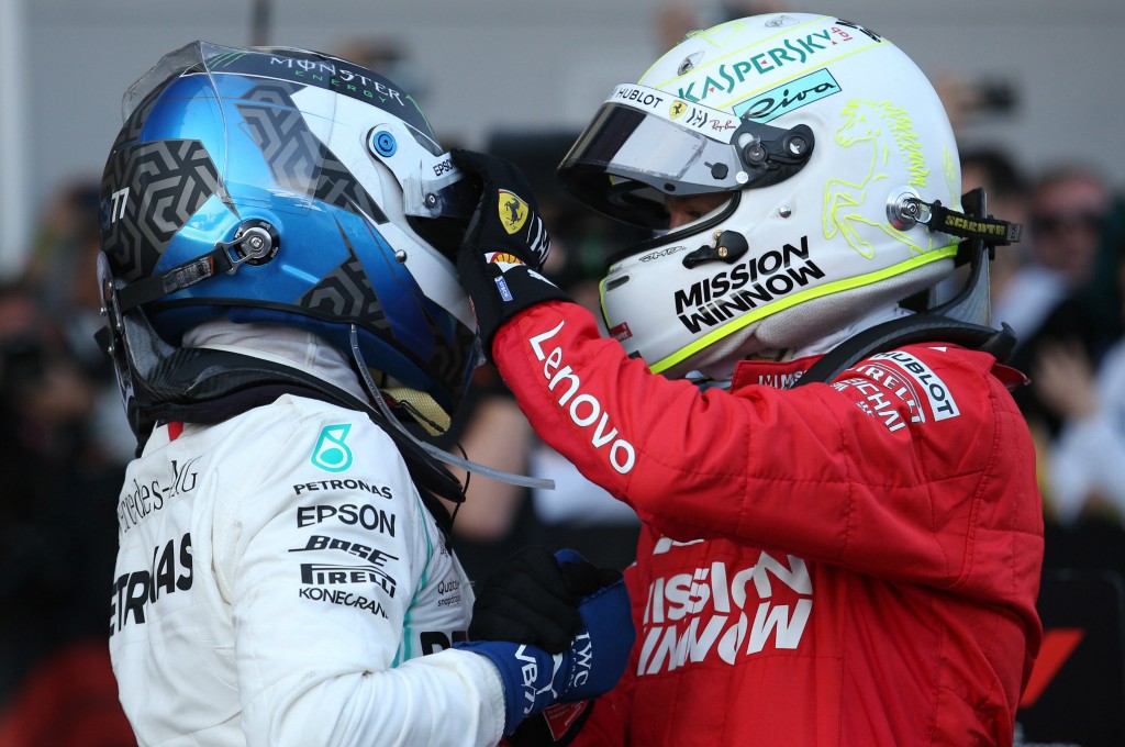 Valtteri Bottas dan Sebastian Vettel jadi kandidat pembalap Renault musim 2021 mendatang. planetf1