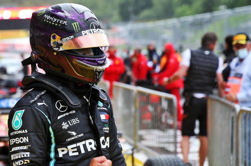 Lewis Hamilton tak terkejar di F1 Styria. planetf1