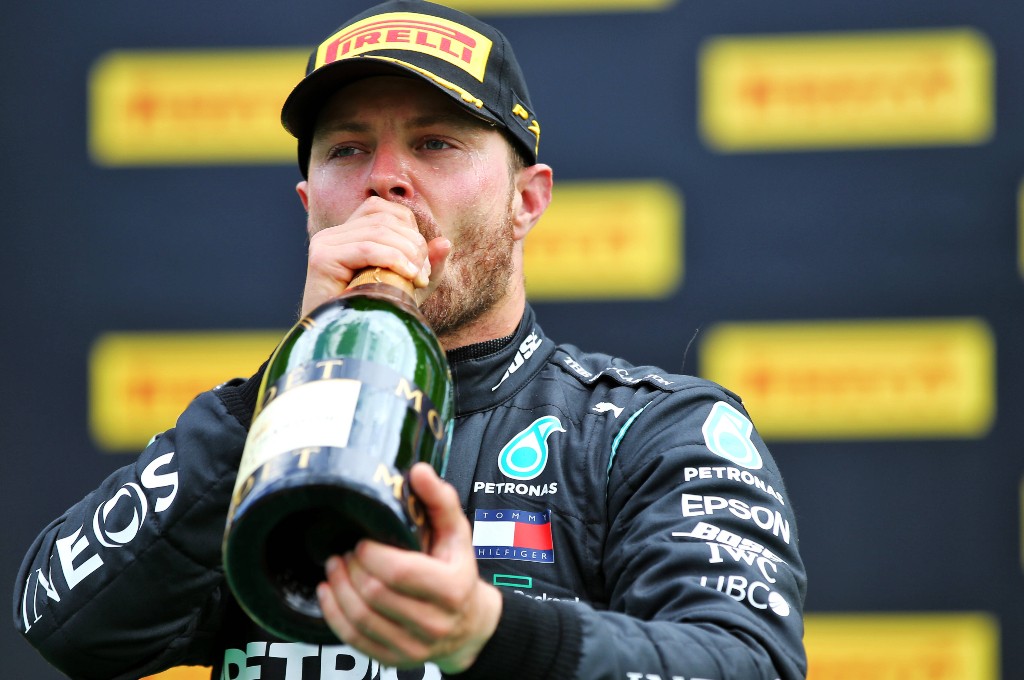 Valtteri Bottas dipastikan bertahan di Mercedes hingga musim 2021. planetf1