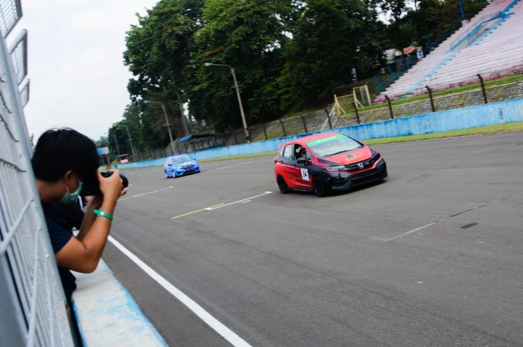 Indonesia Sentul Series of Motorsport (ISSOM) round 1, di Sirkuit Sentul. autogear/adr