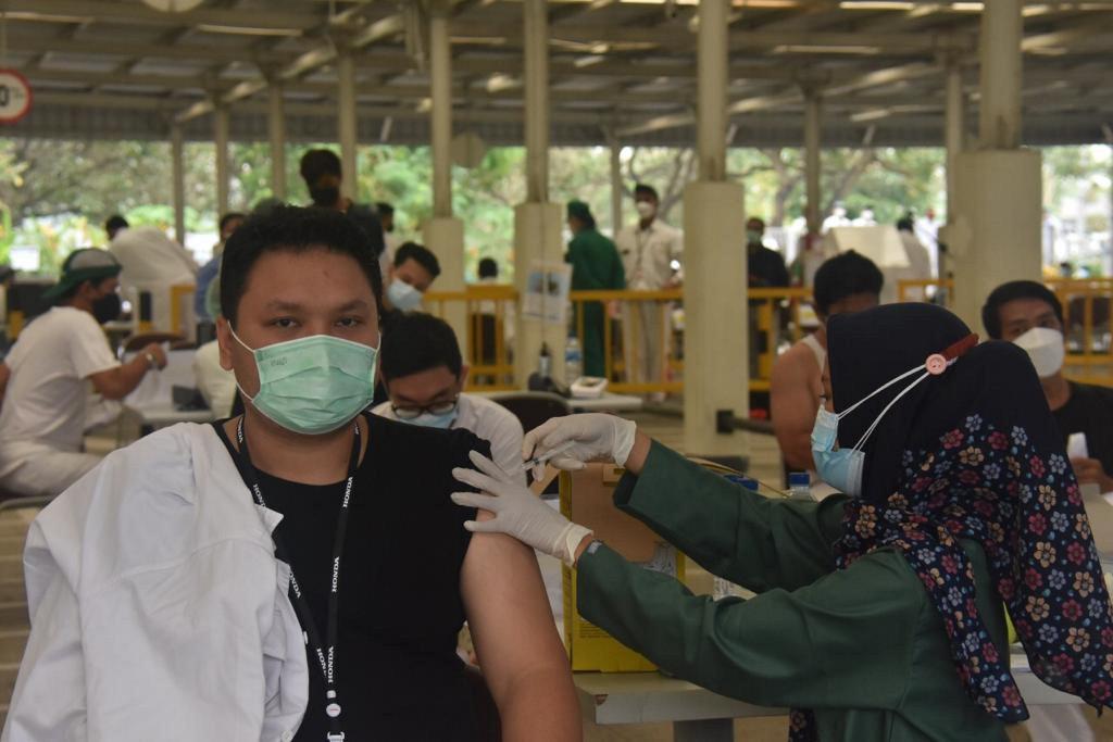 Tak kurang 6000 karyawan HPM mendapat vaksinasi gratis (Foto: HPM)