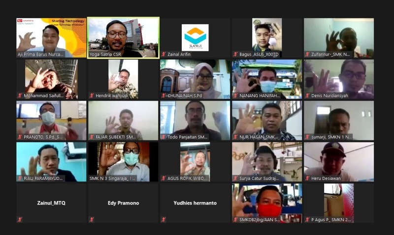 Suasana pelatiha virtual yang diberikan pihak Daihatsu kepada 100 guru se-Jawa Timur (Foto: ADM)