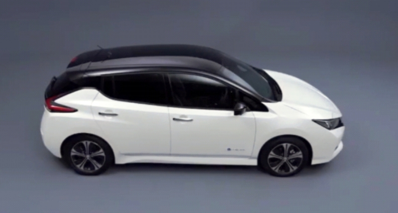 The all new Nissan Leaf two tone (Foto: Nissan Motor Distributor Indonesia)