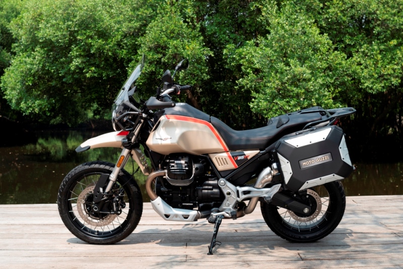 Moto Guzzi V85 TT Travel dirilis dengan banderol Rp700 juta OTR (Foto: Moto Guzzi)