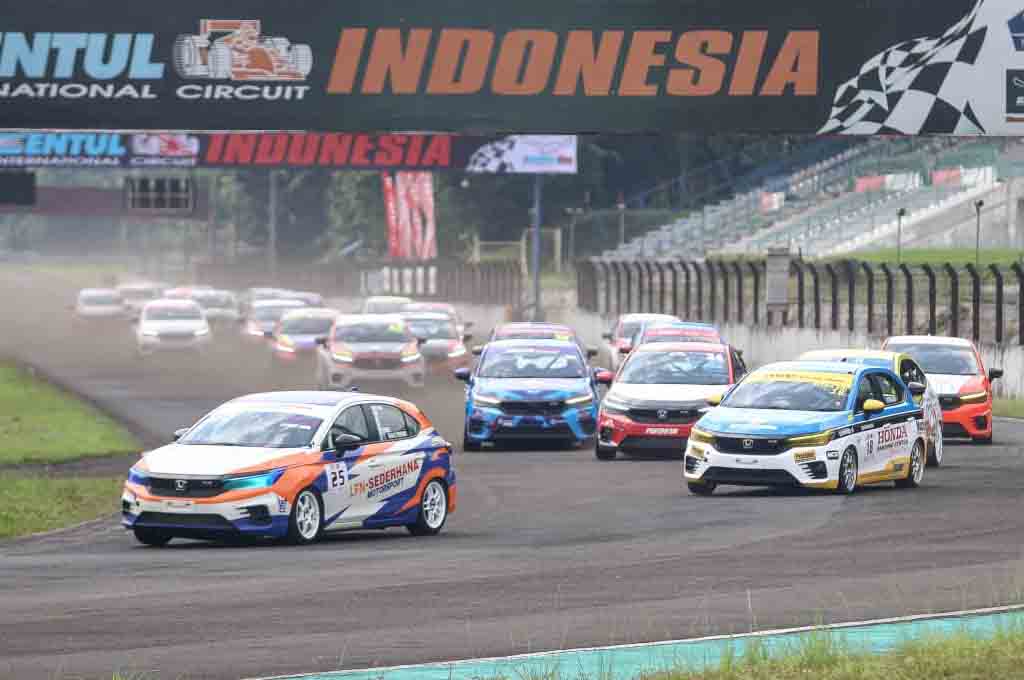 Honda boyong hasil memuaskan di Indonesia Sentul Series of Motorsport di kelas ITCR. HPM