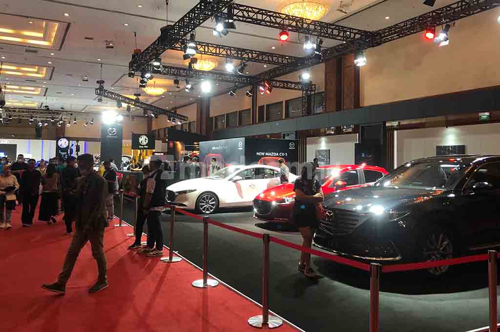 NIlai transaksi pembelian kendaraan di pameran otomotif Jakarta Auto Week (JAW) 2022 dinilai berhasil dan memuaskan untuk tahun pertama. AG - Ahmad Garuda