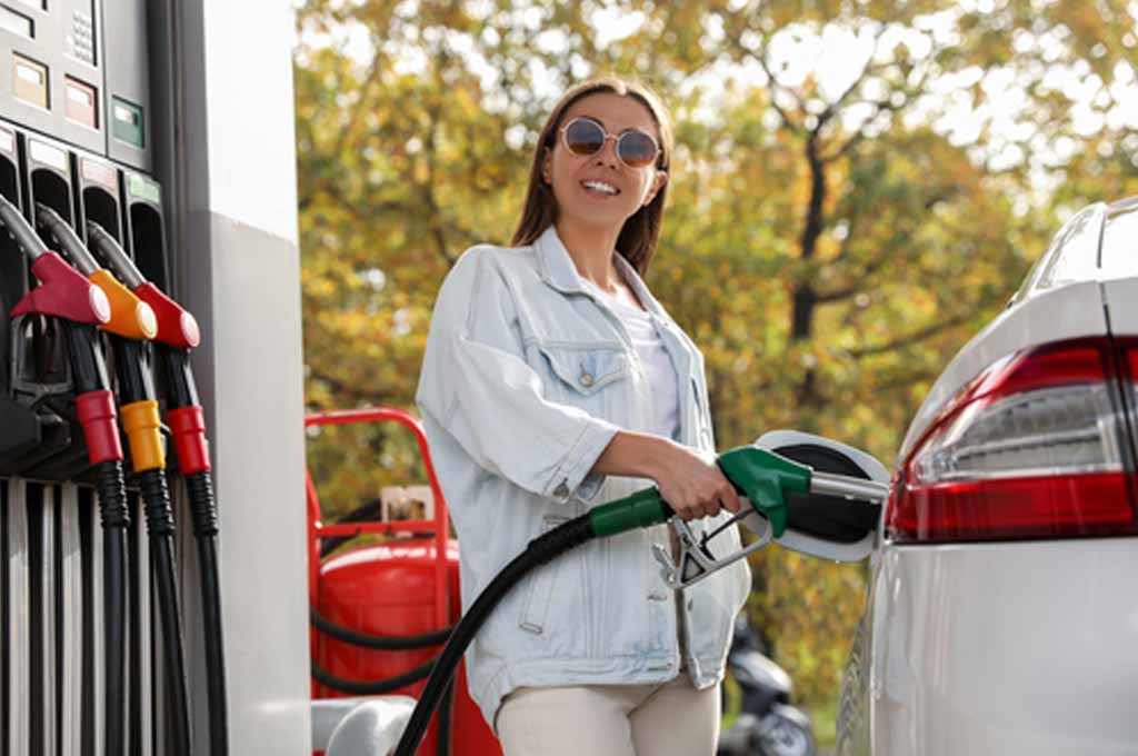 4 cara ini wajib Anda diketahui sebelum berkendara, agar bisa menghembat penggunaan bahan bakar. DP
