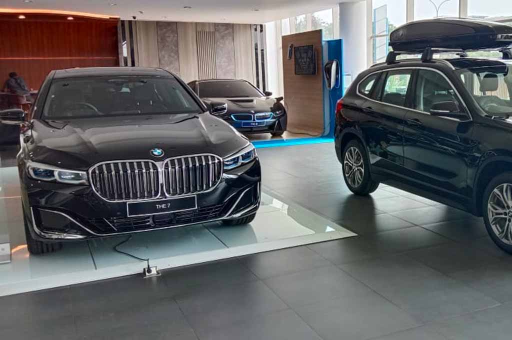 Bersamaan dengan pameran otomotif terbesar di Indoneia GIIAS 2022, BMW Astra bikin keriaan sendiri di lokasi terdekat dari pameran otomotif GIIAS 2022. AG - Alun