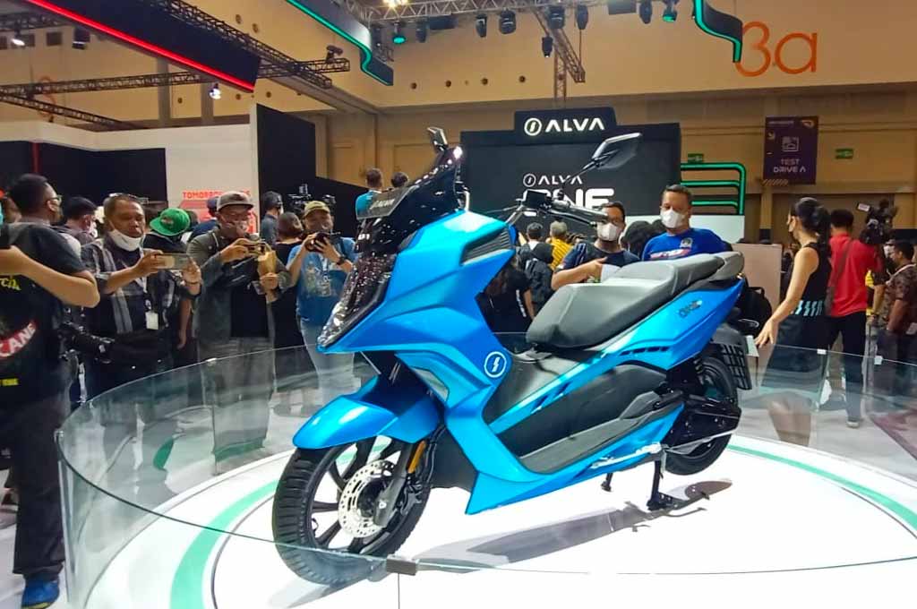 Alva bikin ketar-ketir pabrikan besar motor di Indonesia? Kita lihat saja. AG - Alun