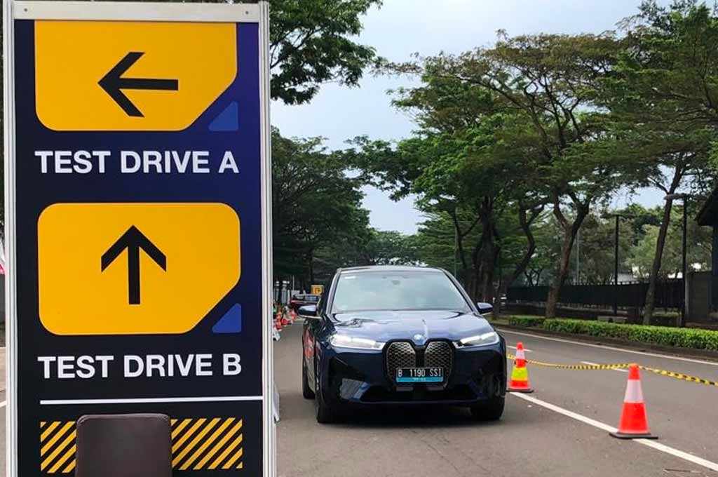 Test drive mobil impian mu di sini, lebih banyak pilihan dan lebih gampang paham soal fitur dan teknologi terbarunya. AG - Uda