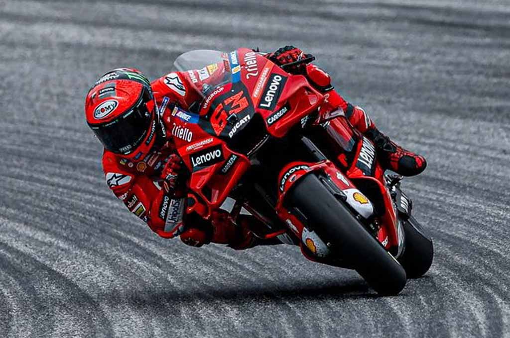 Francesco Bagnaia kembali cetak kemenangan sekaligus pecah rekor 4 kali kemenangan berturut untuk Ducati dalam semusim. FB