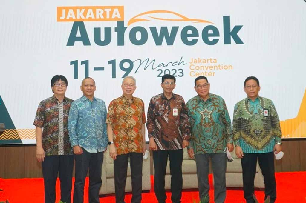 Jakarta Auto Week bakal gedor penjualan mobil nasional di awal tahun. JAW
