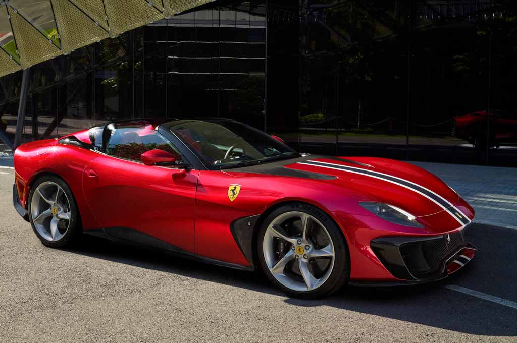 Ferrari SP15 hanya diproduksi 1 unit dan proses pembuatannya melibatkan sang empunya langsung selama 2 tahun. Ferrari