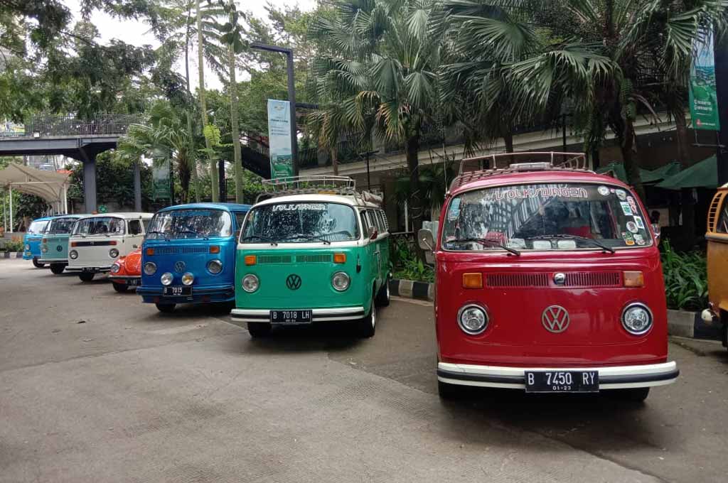 Komunitas mobil penggunaa Volkswagen klasik, ngeriung bahas balap lurus ala mobil klasik VW. AG-Alun