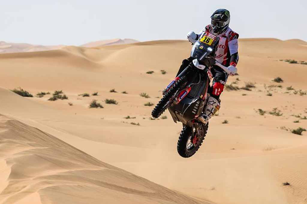 Ross Branch meraih kemenangan etape keduanya di Dakar Rally, bukti bahwa konsisten saja sebenarnya cukup. DR