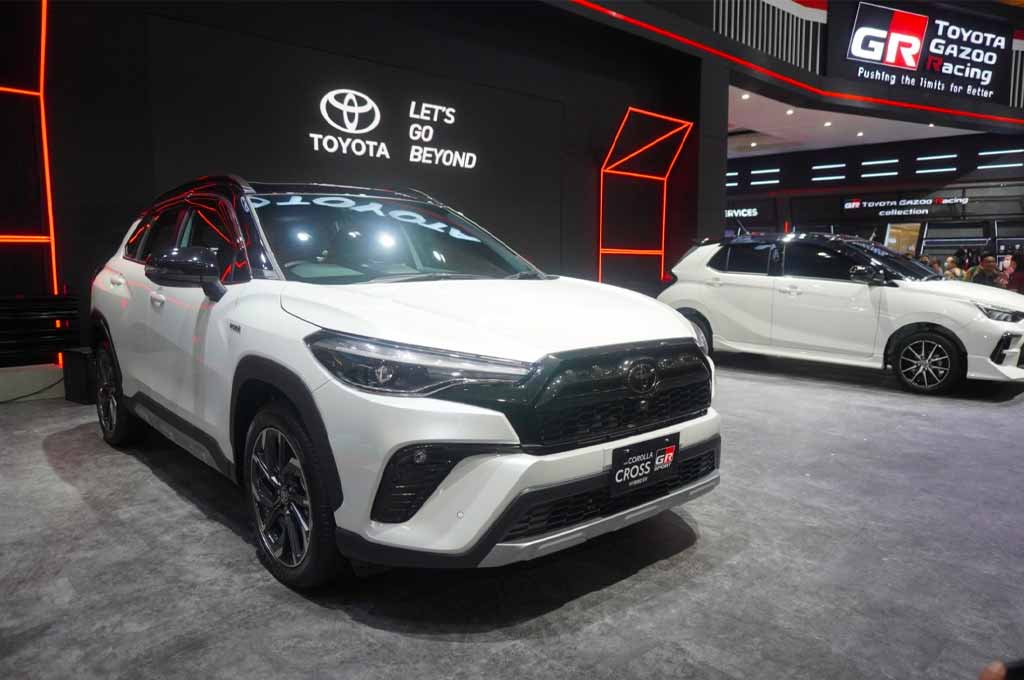 Corolla Cross GR Sport Hybrid lahir di booth Toyota di IIMS BOOST 2023. AG-Alun