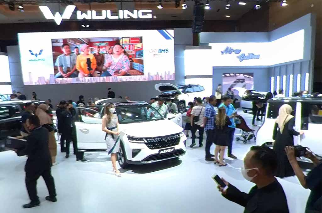 Wuling Motors boyong semua line-up produk mereka di pameran otomotif IIMS BOOST 2023. AG-Uda