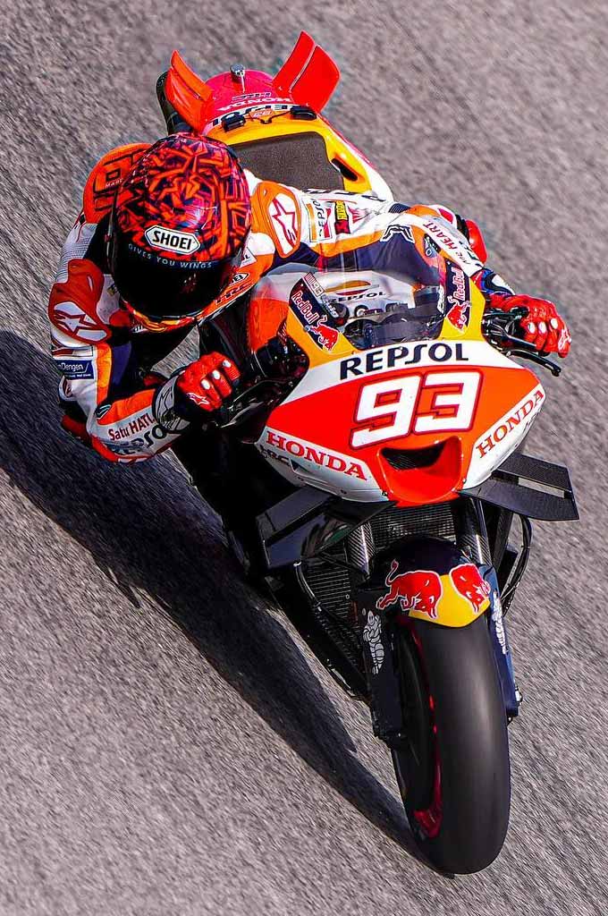 Motor tim Repsol Honda tak bisa lawan Ducati? Marc Marquez siap bantu tim lakukan riset agar motornya jadi kompetitif lagi. MM