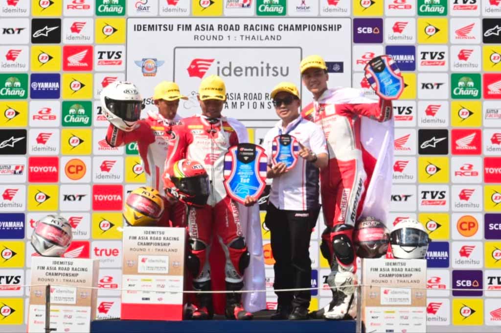 Pembalap Astra Honda Racing Team dominasi podium kemenangan di Race-1 ARRC Thailand 2023. AHRT