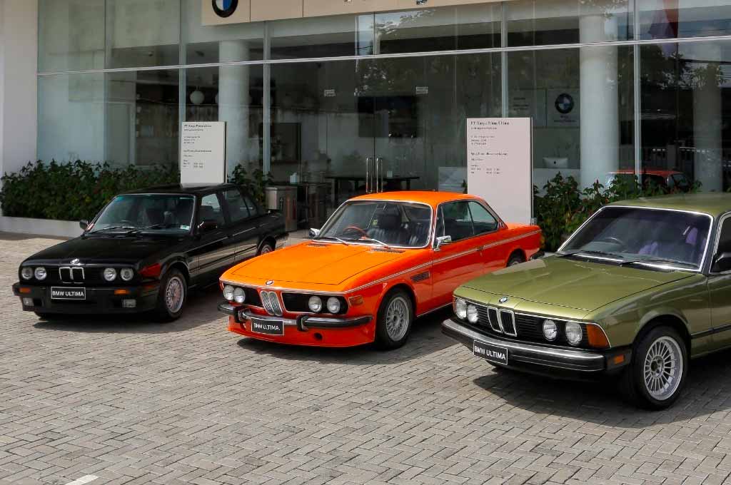 BMW Ultima buka divisi khusus bengkel mobil untuk BMW model klasik, bisa picu kenaikan harga jual mobil-mobil klasik BMW nih! AG-Alun
