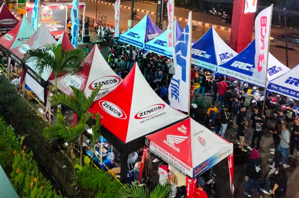 Jakarta Motofest Ramadan hapuskan dahaga sang pencari inspirasi modifikasi di momentum kumpul-kumpul komunitas motor. AdiPro