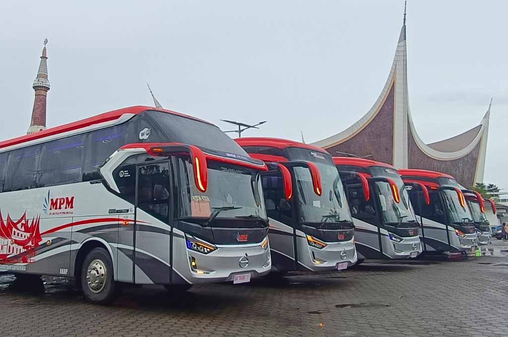 Perkiraan, 100 Ribu Bus Hino Telah Mendukung Kegiatan Mudik Tahun Ini