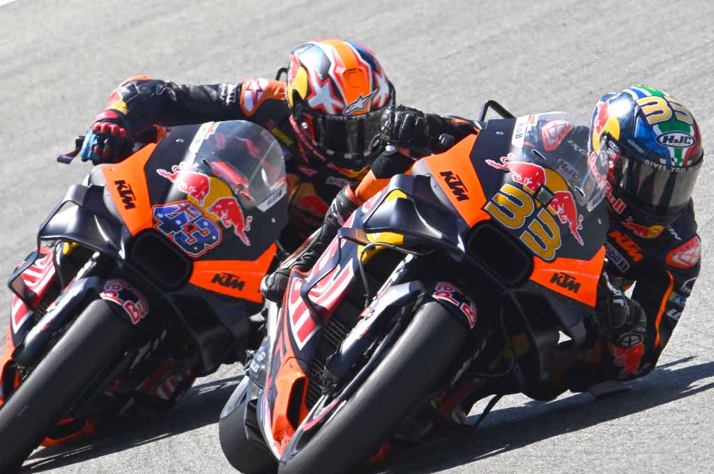 Brad Binder tampil beringas di sesi Sprint Race MotoGP Jerez 2023. RedBull CP