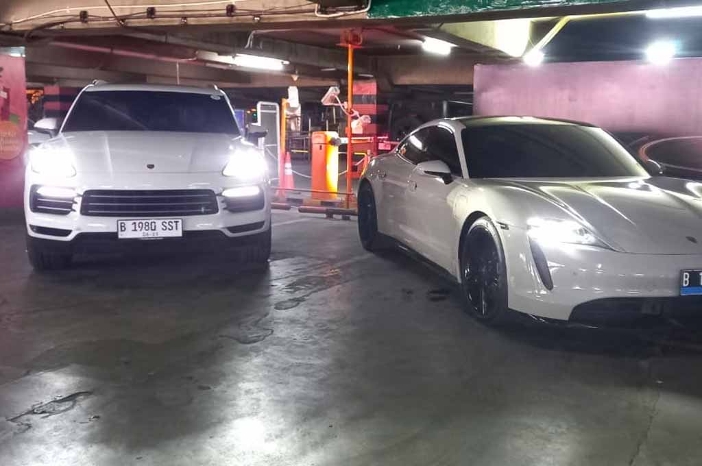 EV Charging Station Ini Bisa Buat Ngecas Porsche Taycan