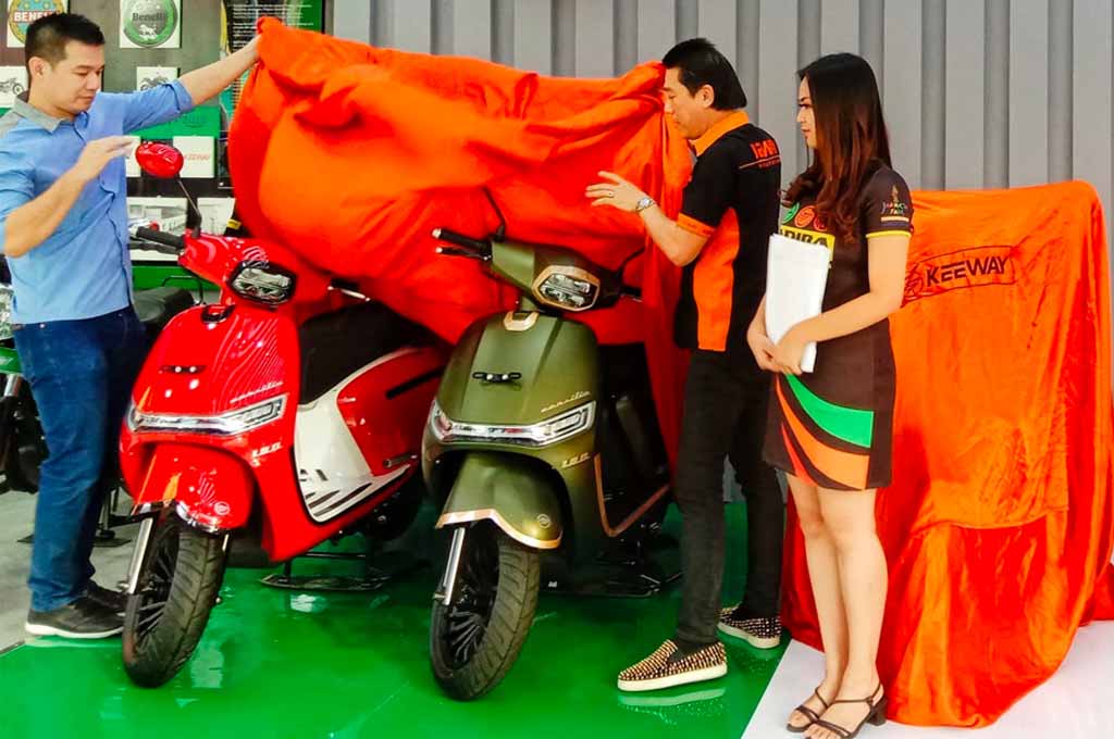 Keeway tampil agresif meluncurkan ragam produk terbarunya, termasuk di ajang pameran multiproduk Jakarta Fair Kemayoran. AG-Alun 