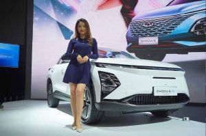 Wow, Omoda 5 Bikin Kepincut Seleb Cantik Natasha Wilona!
