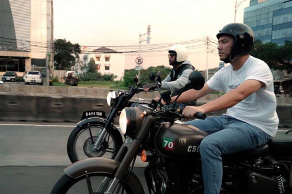 Ananda Omesh lelang motornya untuk membantu masyarakat Palestina. IG Omesh