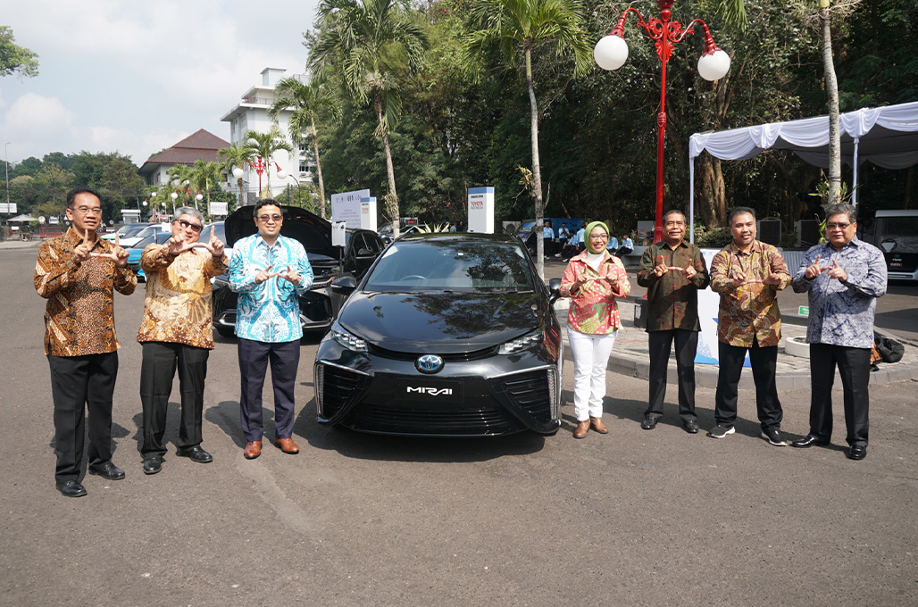 Target Net Zero Emission di 2060, Toyota Lakukan Riset HICEV - TMMIN