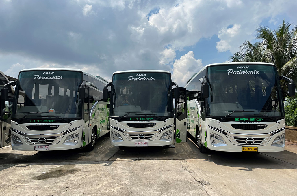 Serahkan 6 unit baru ke PO Epa Star, Hino Bus kuasai 64 persen market share di Indonesia - HMSI