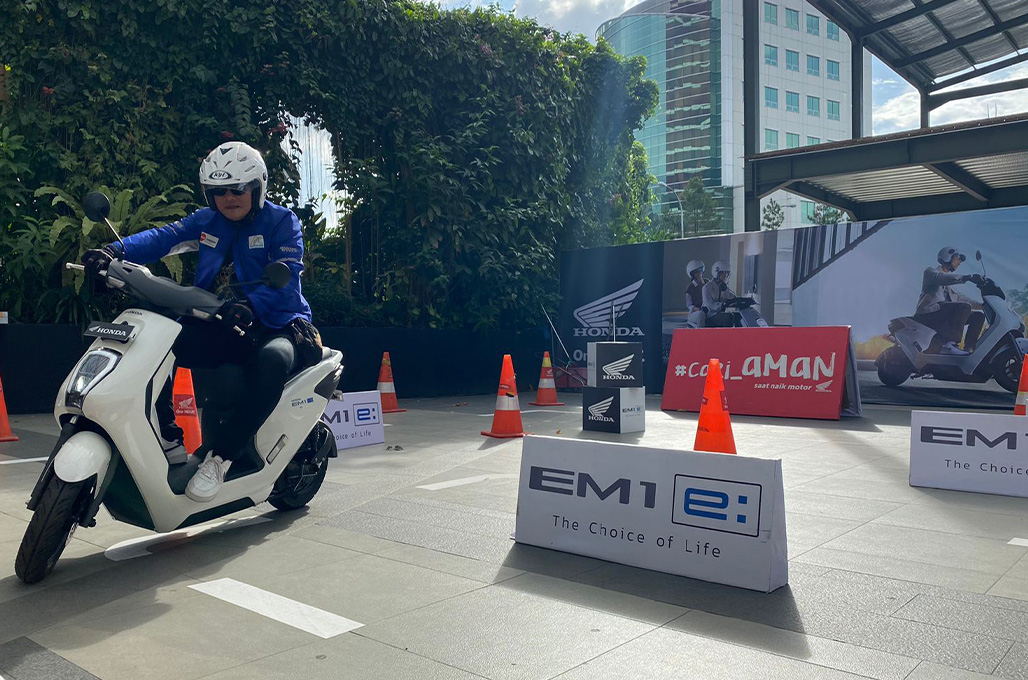Honda motor Jabar percaya diri motor listrik EM1 e bisa bersaing dengan merek Tiongkok - DAM