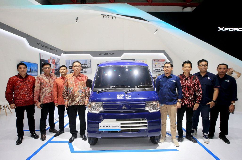 PT Pos Indonesia mulai memesan kendaraan listrik niaga ringan Mitsubishi L100 EV untuk operasional logistik