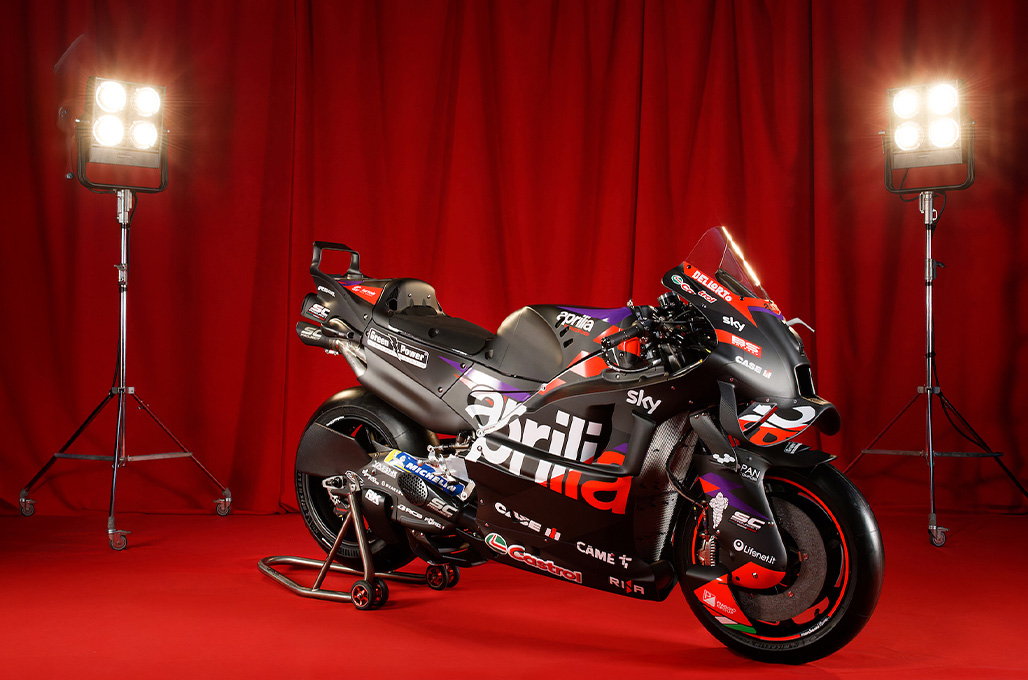 Aprilia Racing resmi perlihatkan RS-GP24 untuk dipakai bertarung di MotoGP - Piaggio Group