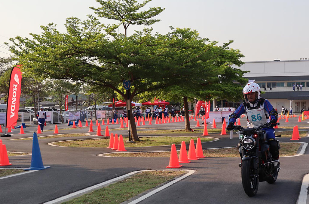 Pasukan safety riding Honda Motor Indonesia telah menggetarkan Asia-Ocenia - DAM