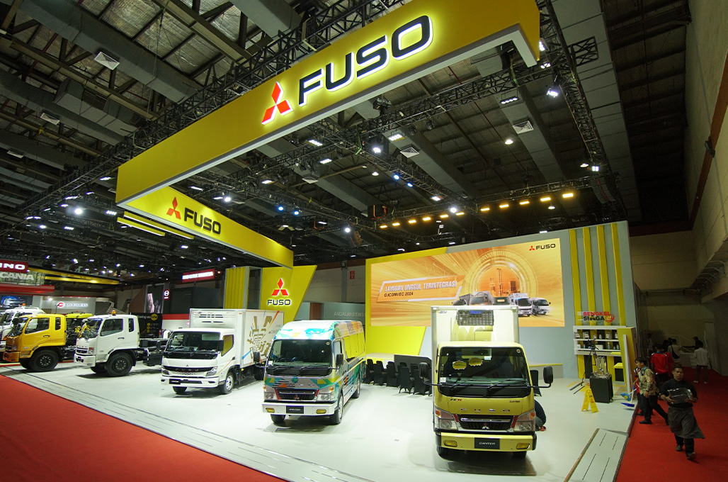 Mitsubishi Fuso membawa 5 line up kendaraan niaga unggulan ke ajang GIICOMVEC 2024 - Fuso