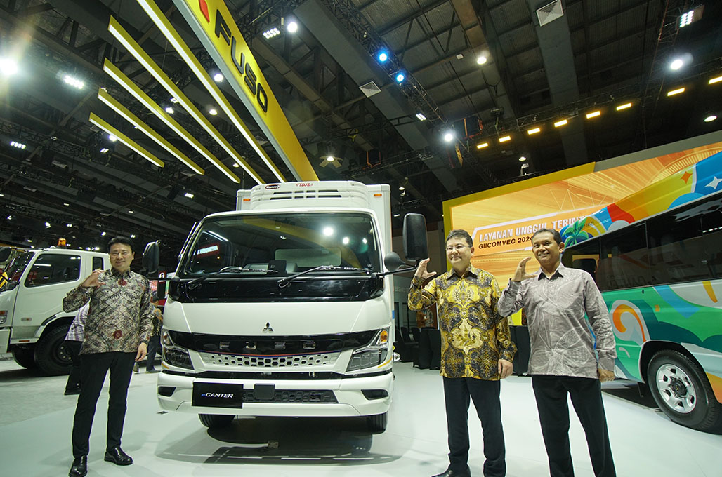 Mitsubishi Fuso memiliki cara tersendiri dalam menyiasati kondisi pasar yang dinamis - KTB