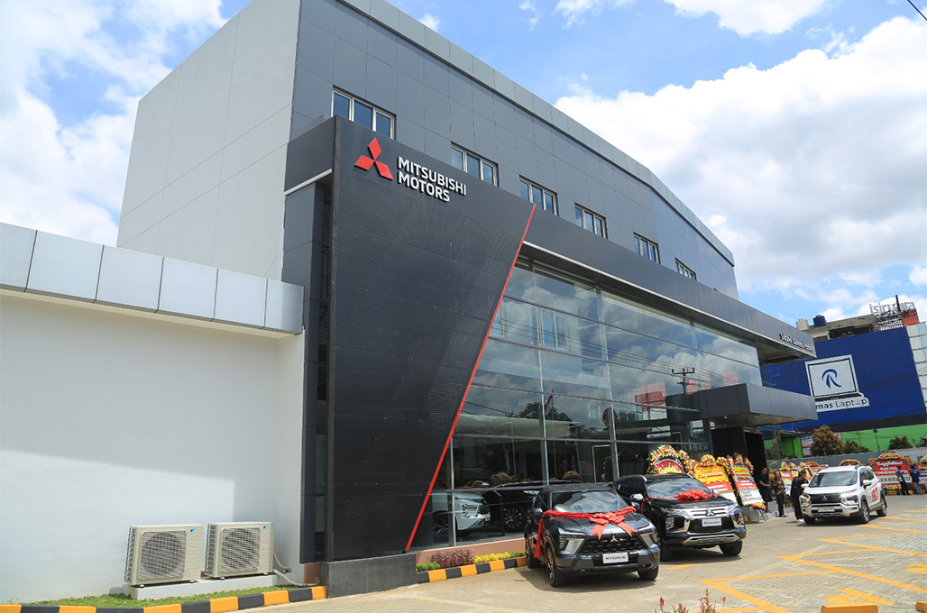 Mitsubishi Motors membuka dealer ke-175 dengan sebuah konsep baru sebagai daya tarik - MMKSI