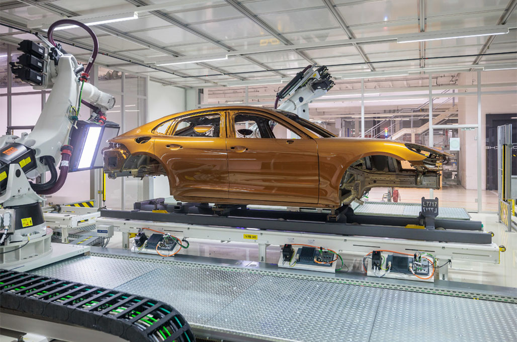 Pabrik Porsche di Leipzig dinobatkan sebagai yang terbaik sisihkan 100 pabrik lain dari seluruh dunia - Porsche
