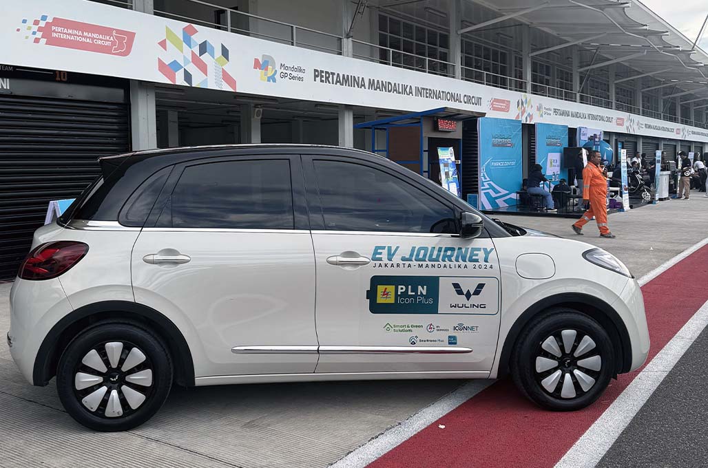 Dalam kegiatan EV Journey Experience 2024 yang digelar PLN Icon Plus, BinguoEV sukses melahap rute Jakarta - Mandalika lebih dari 1300 Km - Wuling