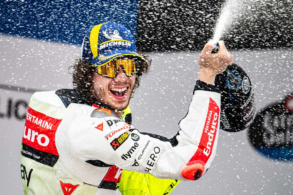 Marco Bezzecchi buktikan Ia sanggup beradaptasi dengan cepat dengan motornya dan meraih podium di MotoGP Jerez. VR46