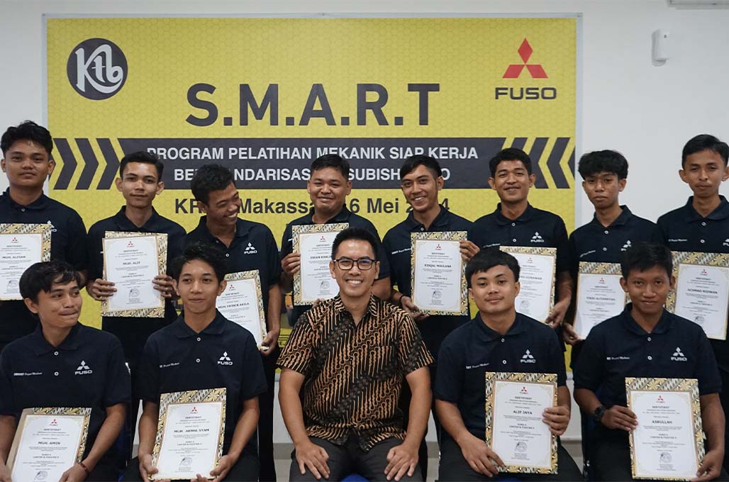 Fuso meluluskan 12 mekanik SMART buat membantu pelanggan fleet - KTB