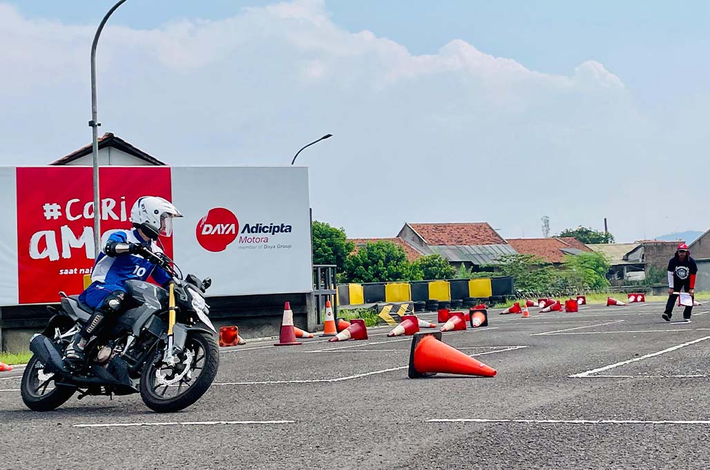 Tiga Advisor Community DAM Siap Tanding di Kontes Safety Riding Nasional  - DAM